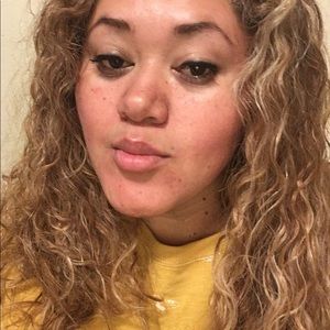 Meet your Posher, Clara